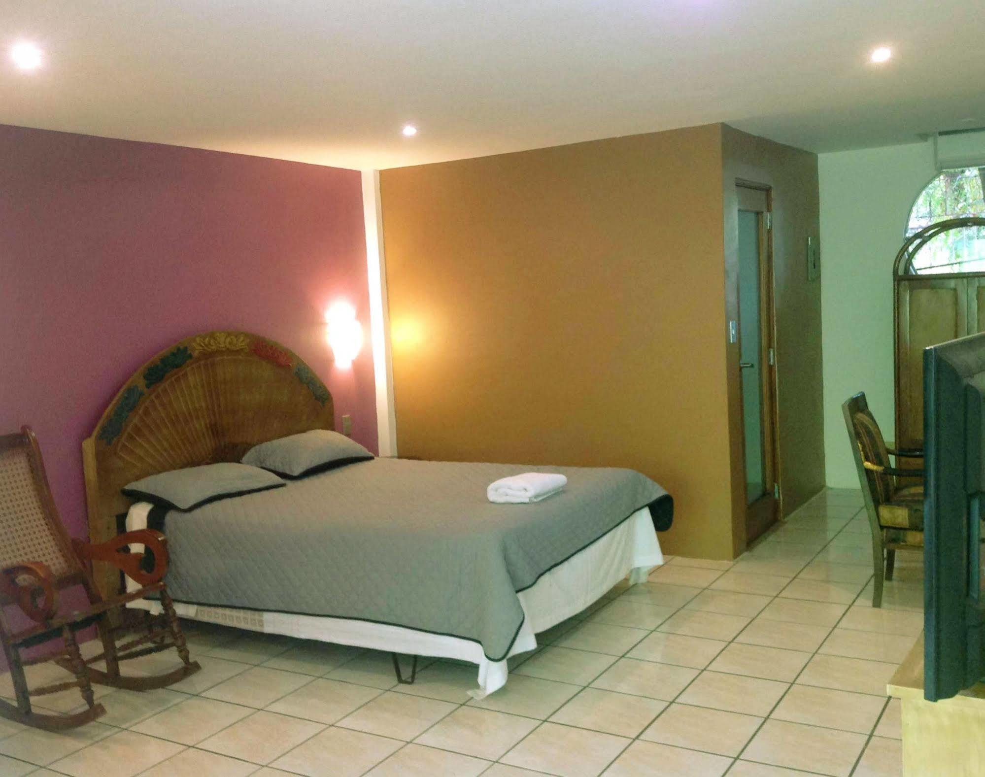 Hotel Restaurante Cesar Managua Kültér fotó